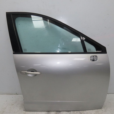Porte avant droite occasion RENAULT SCENIC III Phase 1 04-2009->11-2011 1.5 DCI 105ch 801008349R