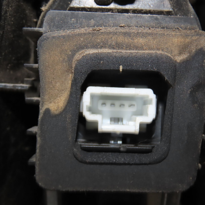 Feu arrière droit occasion RENAULT SCENIC III Phase 1 04-2009->11-2011 1.6 DCI 130ch 265500013R 3