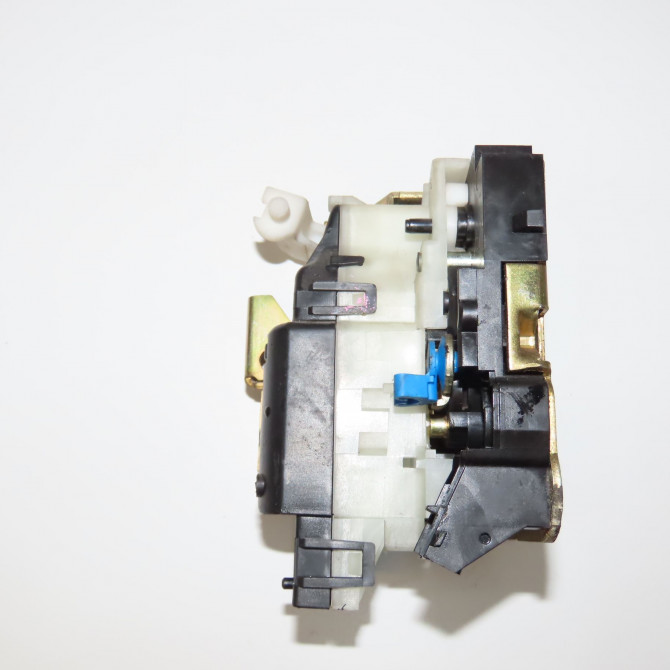 Serrure porte coulissante g occasion RENAULT KANGOO I Phase 1 09-1997->06-2003 1.9 DTI 8v 80ch 8200051735 2