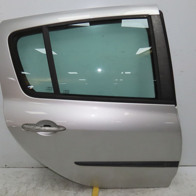 Porte arrière droite occasion RENAULT CLIO III Phase 1 09-2005->03-2009 1.5 DCI 70ch 7751476192 1