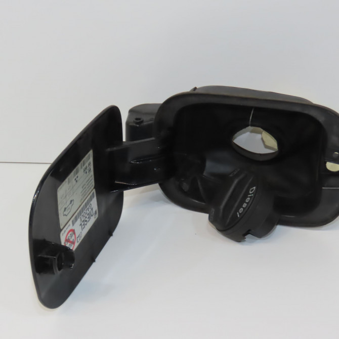 Volet de trappe carburant occasion VOLKSWAGEN GOLF V Phase 1 11-2003->10-2008 1.9 TDI 105ch 1K9809857BGRU 2