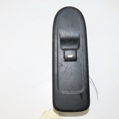 Commande lève-glace porte avant droite occasion CITROEN C3 II Phase 2 03-2013->12-2016 1.2i VTI 82ch 98012512XT