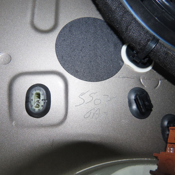 Porte avant gauche occasion PEUGEOT 208 208 Phase 1 2012-03-01->2015-09-30 1.2 VTI 82ch 9807820780 3