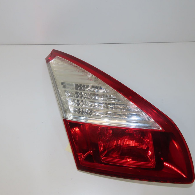 Feu arrière interieur gauche occasion RENAULT MEGANE III Phase 1 11-2008->01-2012 1.5 DCI 110ch 265550009R 1