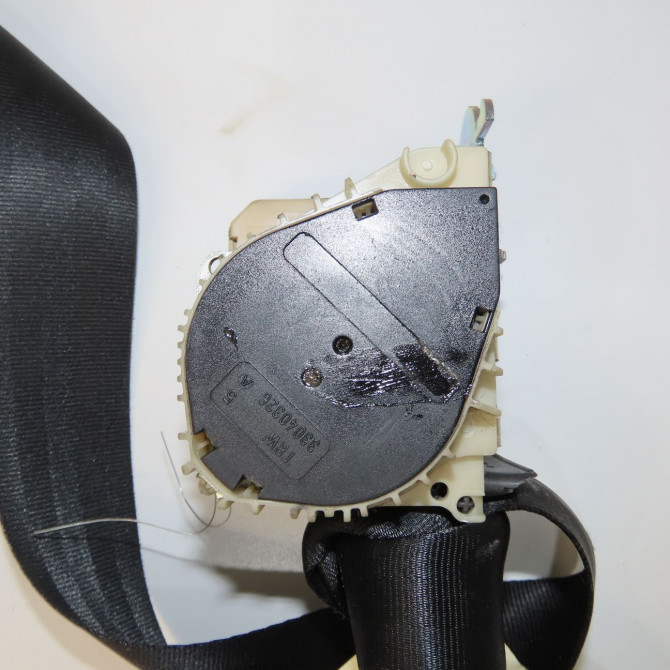 Ceinture avant gauche occasion RENAULT TWINGO II Phase 1 06-2007->11-2011 1.2i 60ch 4