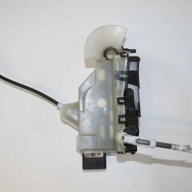 Serrure porte avg occasion  9812398180 2