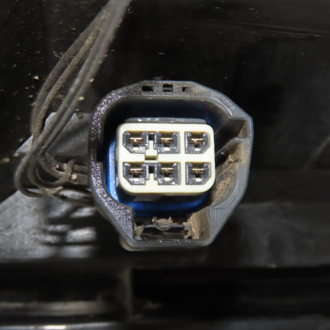 Feu arrière gauche occasion LAND ROVER DISCOVERY I LR162962 3