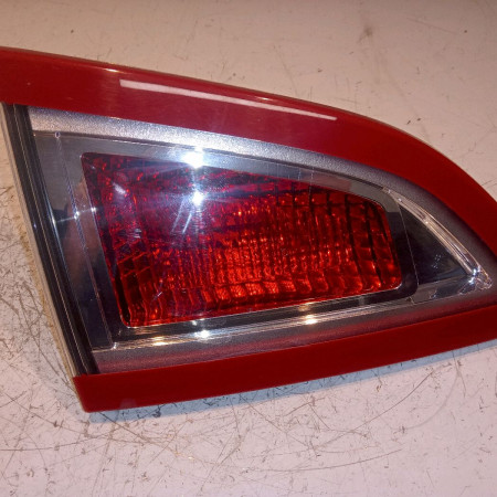 Feu arrière interieur gauche occasion RENAULT SCENIC III Phase 1 04-2009->11-2011 1.5 DCI 110ch 265550018R
