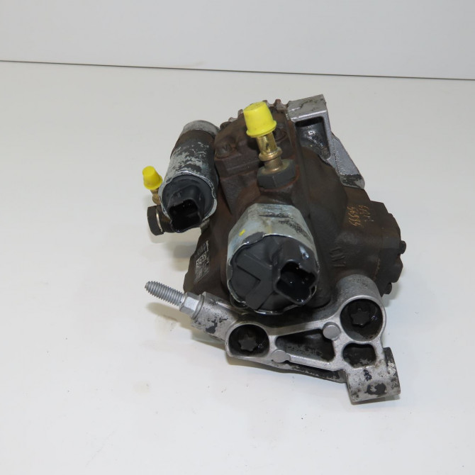 Pompe hp occasion RENAULT SCENIC III Phase 1 04-2009->11-2011 1.5 DCI 105ch 167008859R 4