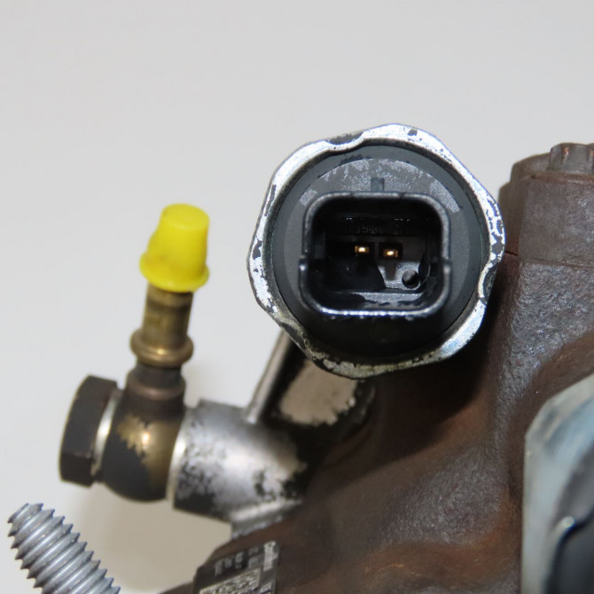 Pompe hp occasion RENAULT SCENIC III Phase 1 04-2009->11-2011 1.5 DCI 105ch 167008859R 6