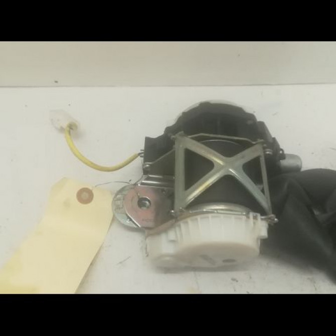 Ceinture arrière gauche occasion RENAULT CLIO III Phase 1 09-2005->03-2009 1.2i 16v 75ch 8200683950 2