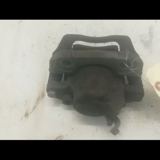 Etrier de frein avant gauche occasion RENAULT MEGANE I Phase 1 11-1995->03-1999 1.4 7701201769 2