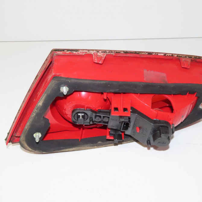 Feu arrière interieur gauche occasion SEAT LEON II Phase 2 05-2009->09-2012 1.6 TDI 105ch 1P0945107D 2