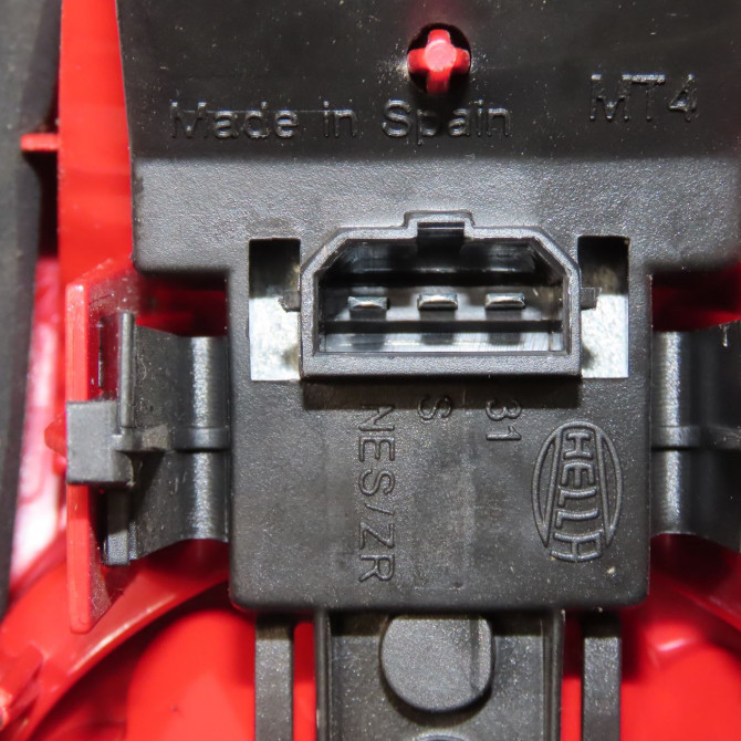 Feu arrière interieur gauche occasion SEAT LEON II Phase 2 05-2009->09-2012 1.6 TDI 105ch 1P0945107D 3