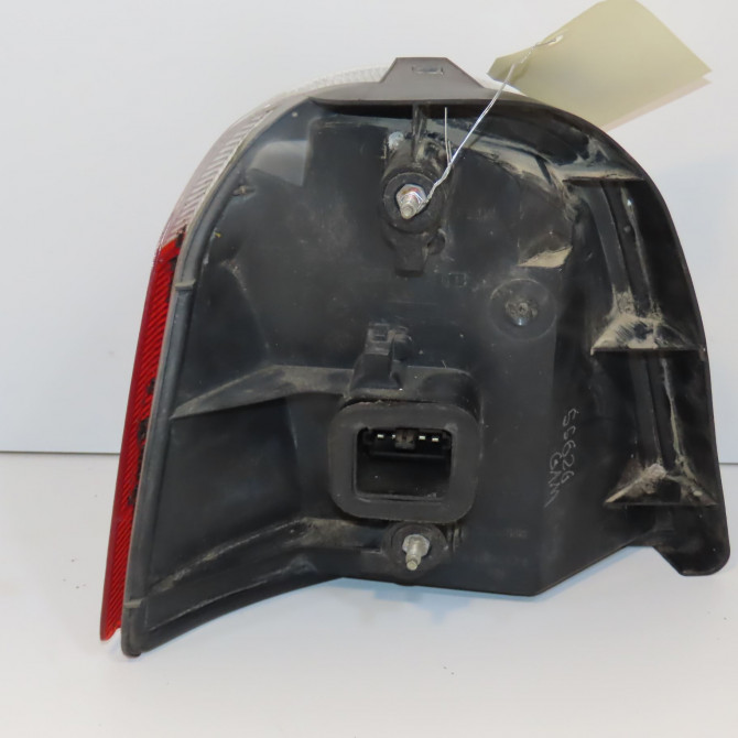 Feu arrière droit occasion RENAULT TWINGO I Phase 1 04-1993->08-1998 1.2i 60ch 7701036398 2