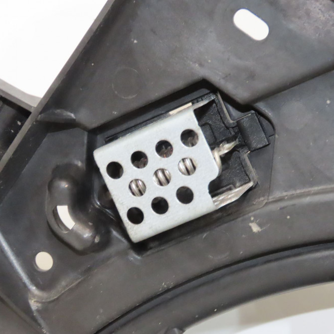 Ventilateur de refroidissement occasion DACIA SANDERO I Phase 1 06-2008->10-2012 1.5 DCI 90ch 214814342R 2