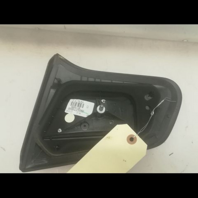 Feu arrière interieur gauche occasion CITROEN C3 II Phase 1 11-2009->02-2013 1.4 HDi 70ch 6350JC 2