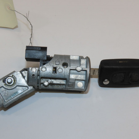 Antivol de direction occasion CITROEN C3 PICASSO Phase 1 02-2009->08-2012 1.6 HDi 16v 90ch 4162PT