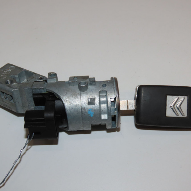 Antivol de direction occasion CITROEN C3 PICASSO Phase 1 02-2009->08-2012 1.6 HDi 16v 90ch 4162PT 2