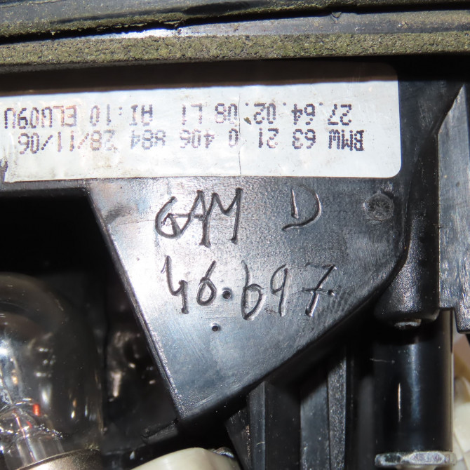 Feu arrière intérieur droit occasion B.M.W. SERIE 3 V Phase 1 03-2005->09-2008 63216937460 5