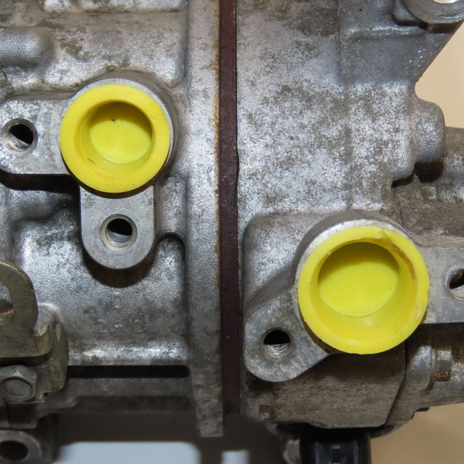 Compresseur air conditionne occasion TOYOTA COROLLA VERSO II phase 2 06-2007->05-2009 2.2D 136ch 8831005120 4