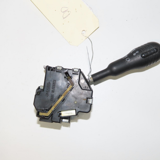 Commande clignotant occasion RENAULT TWINGO I Phase 1 04-1993->08-1998 1.2i 60ch 7700839681 2