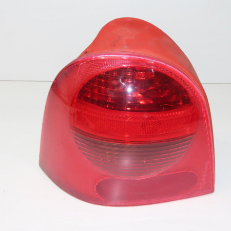 Feu arrière gauche occasion RENAULT TWINGO I Phase 1 04-1993->08-1998 1.2i 60ch 7701036397