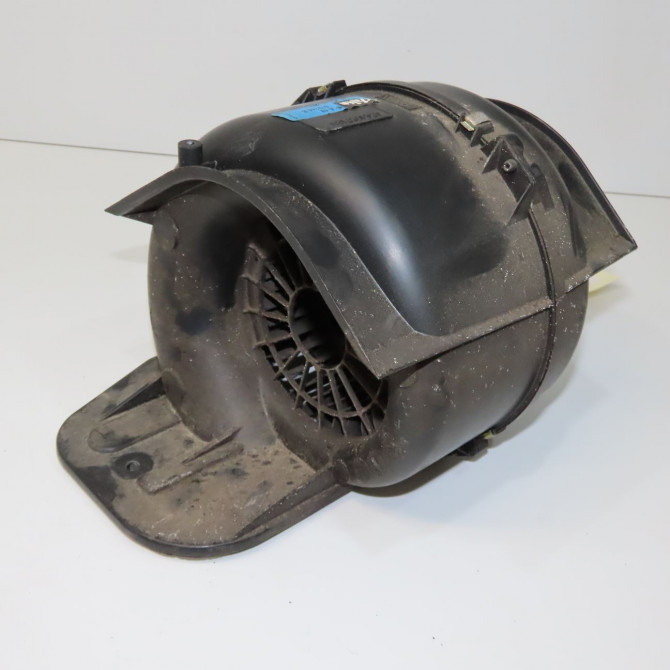 Ventilateur de chauffage occasion RENAULT CLIO I Phase 2 03-1994->03-1996 1.2 55ch 7701040540 1