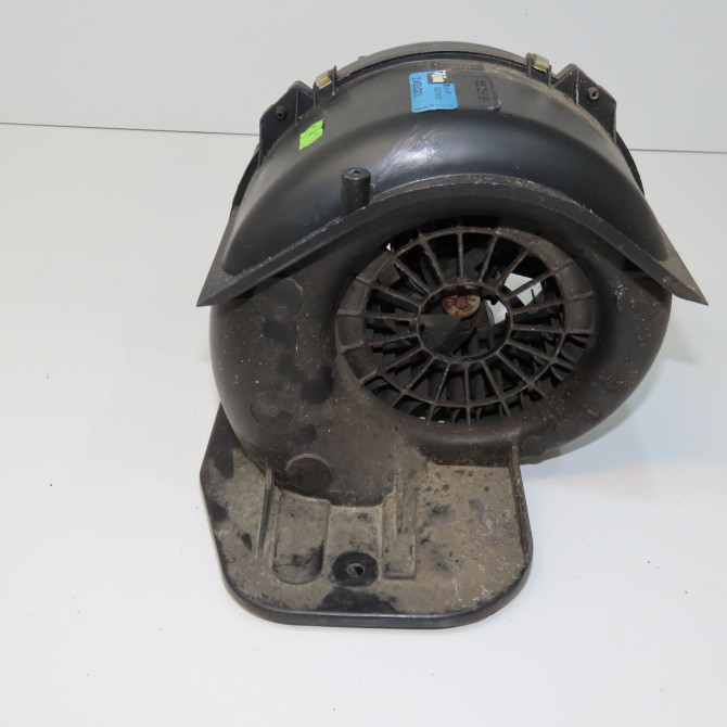 Ventilateur de chauffage occasion RENAULT CLIO I Phase 2 03-1994->03-1996 1.2 55ch 7701040540 2