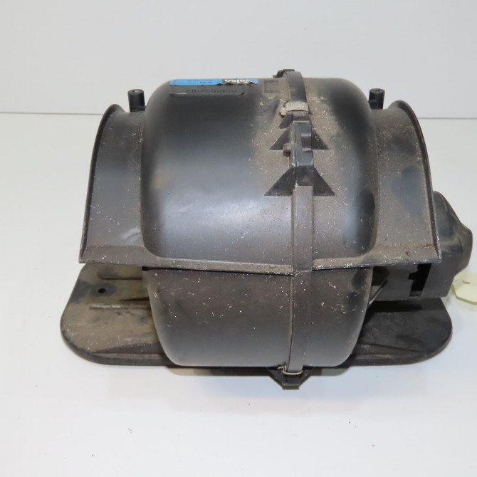 Ventilateur de chauffage occasion RENAULT CLIO I Phase 2 03-1994->03-1996 1.2 55ch 7701040540 3