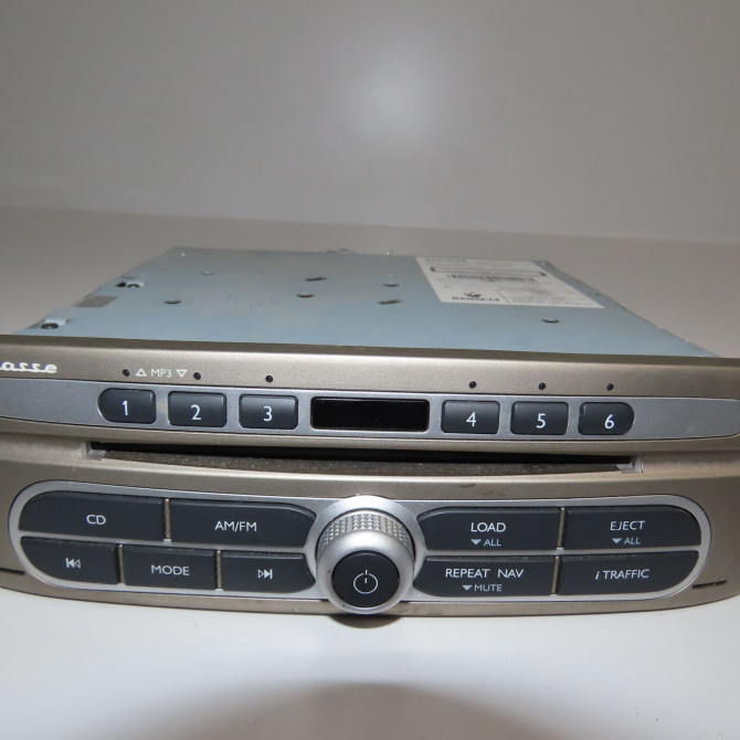 Autoradio occasion RENAULT SCENIC II Phase 2 09-2006->04-2009 2.0 DCI 150ch 8200562765 1