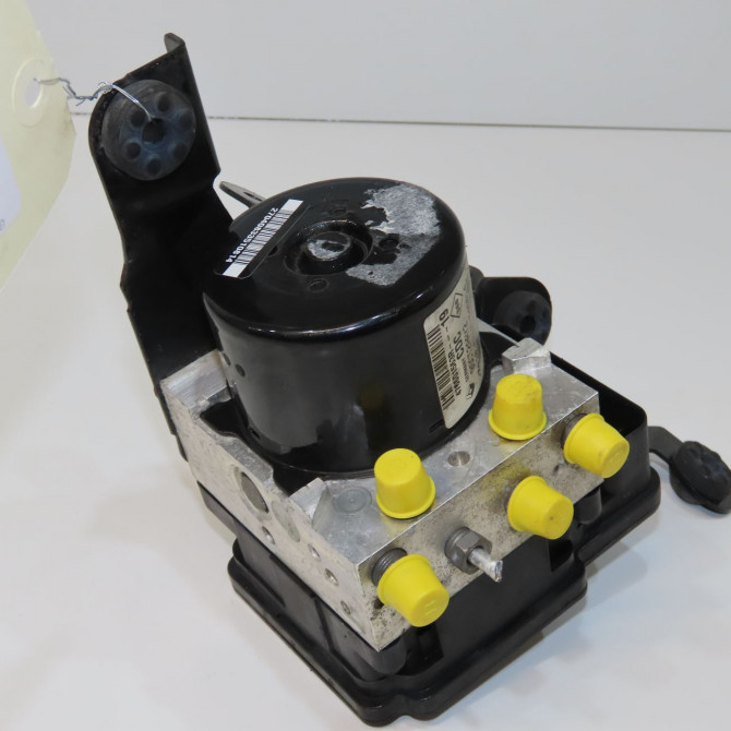 Unité hydraulique ABS occasion RENAULT MEGANE III Phase 1 11-2008->01-2012 1.5 DCI 110ch 476604304R 1
