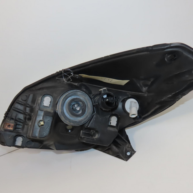 Phare droit occasion DACIA SANDERO I Phase 1 06-2008->10-2012 1.4 MPI 75ch 8200733877 2