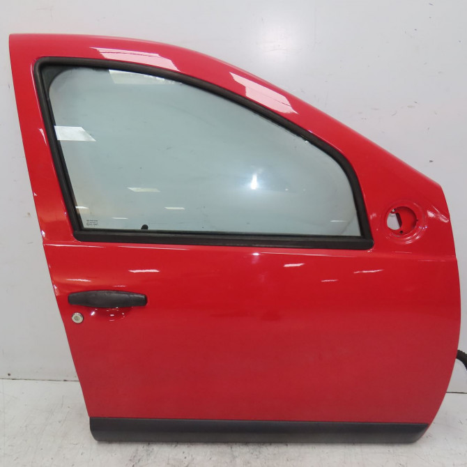 Porte avant droite occasion DACIA SANDERO I Phase 1 06-2008->10-2012 1.4 MPI 75ch 801006248R 1