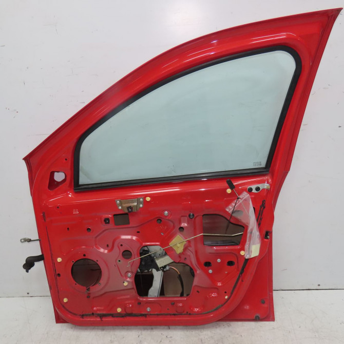 Porte avant droite occasion DACIA SANDERO I Phase 1 06-2008->10-2012 1.4 MPI 75ch 801006248R 2