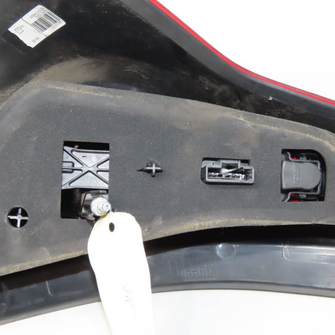 Feu arrière droit occasion DACIA SANDERO I Phase 1 06-2008->10-2012 1.5 DCI 90ch 6001551383 3