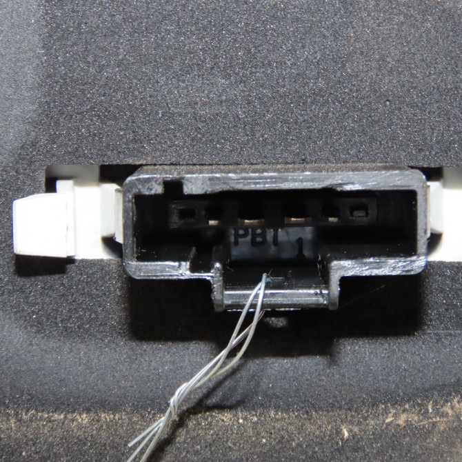 Feu arrière droit occasion PEUGEOT 2008 Phase 1 01-2013->... 1.2i PURETECH 110ch 9678074380 3