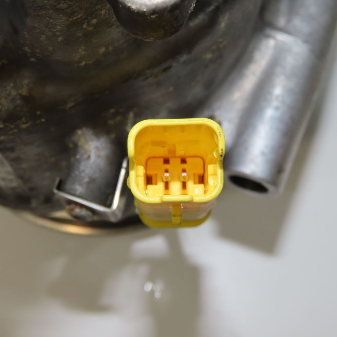 Compresseur air conditionne occasion PEUGEOT 2008 Phase 1 01-2013->... 1.2i PURETECH 110ch 9815198580 5