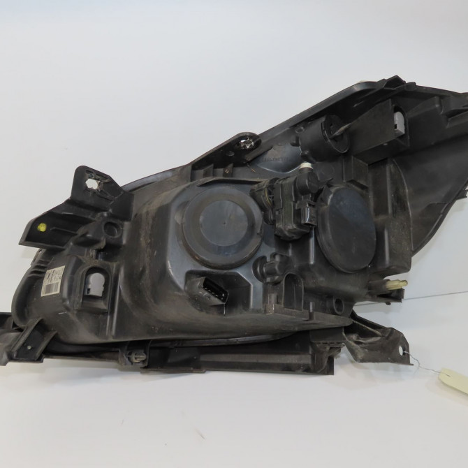 Phare droit occasion RENAULT CLIO III Phase 1 09-2005->03-2009 1.5 DCI 70ch 260100203R 2