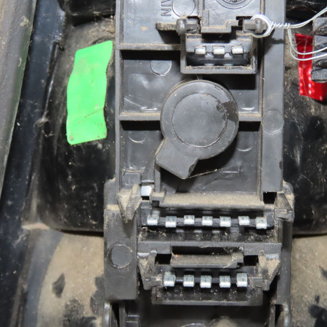 Feu arrière gauche occasion CITROEN AX Phase 2 07-1991->06-1998 1.1i 95659631 3