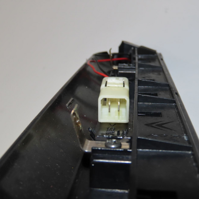 Feux stop supplementaire occasion PEUGEOT 406 COUPE Phase 1 05-1997->12-2004 6351H4 3