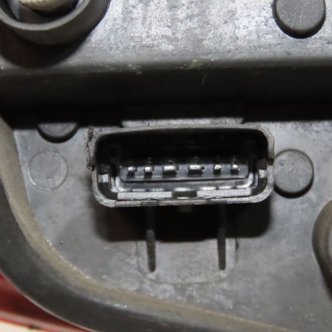 Feu arrière droit occasion RENAULT CLIO III Phase 1 09-2005->03-2009 1.5 DCI 85ch 8200459960 3