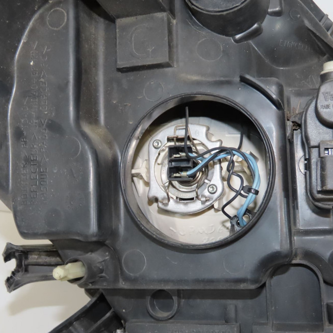 Phare gauche occasion RENAULT CLIO III Phase 1 09-2005->03-2009 1.5 DCI 70ch 260607570R 3