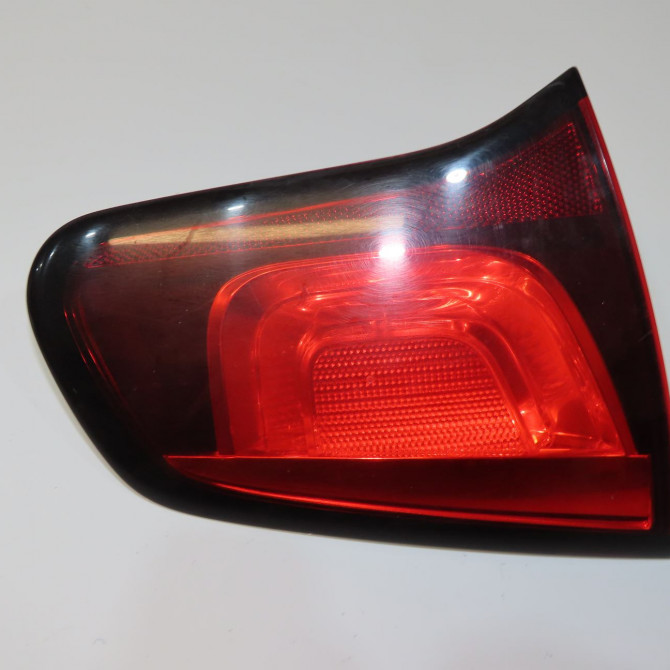 Feu arrière interieur gauche occasion CITROEN C3 II Phase 1 11-2009->02-2013 1.4 HDi 70ch 6350JC 1