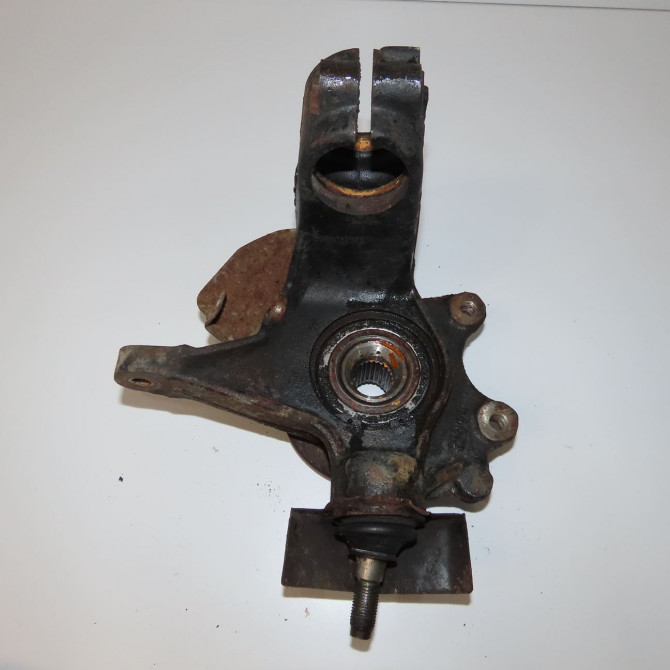 Moyeu avg occasion PEUGEOT 406 COUPE Phase 1 05-1997->12-2004 330785 2