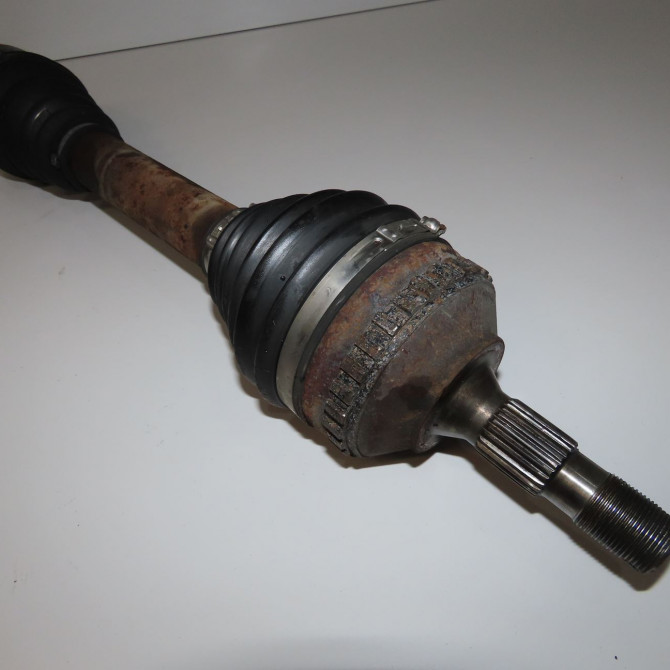 Transmission avant gauche occasion PEUGEOT 406 COUPE Phase 1 05-1997->12-2004 3272S8 2