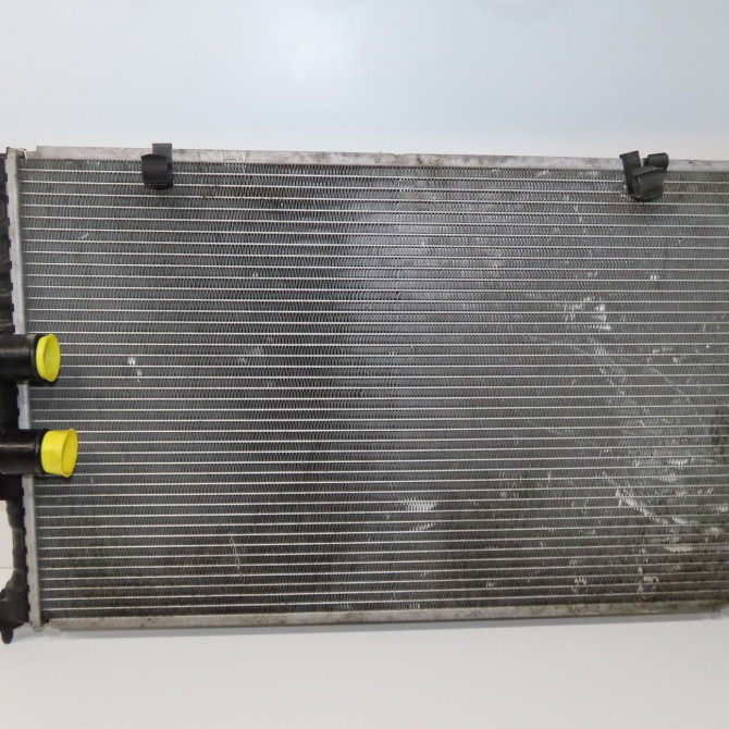 Radiateur occasion PEUGEOT 406 COUPE Phase 1 05-1997->12-2004 133335 1