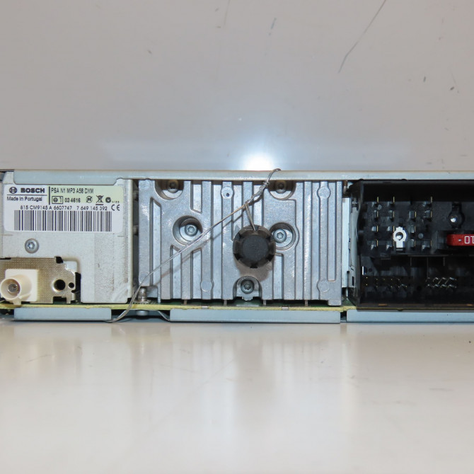 Autoradio occasion PEUGEOT 5008 I Phase 1 11-2009->12-2013 1.6 HDI 112ch 6579NQ 2