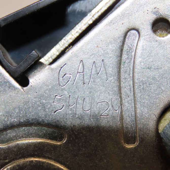 Serrure porte avg occasion CITROEN C3 PICASSO Phase 2 09-2012->... 1.4 VTI 95ch 9135FR 6