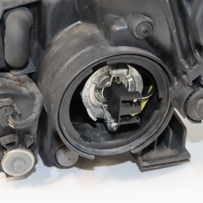 Phare droit occasion HYUNDAI I 30 I Phase 2 07-2010->05-2012 1.6 CRDI 115ch 921022R000 3